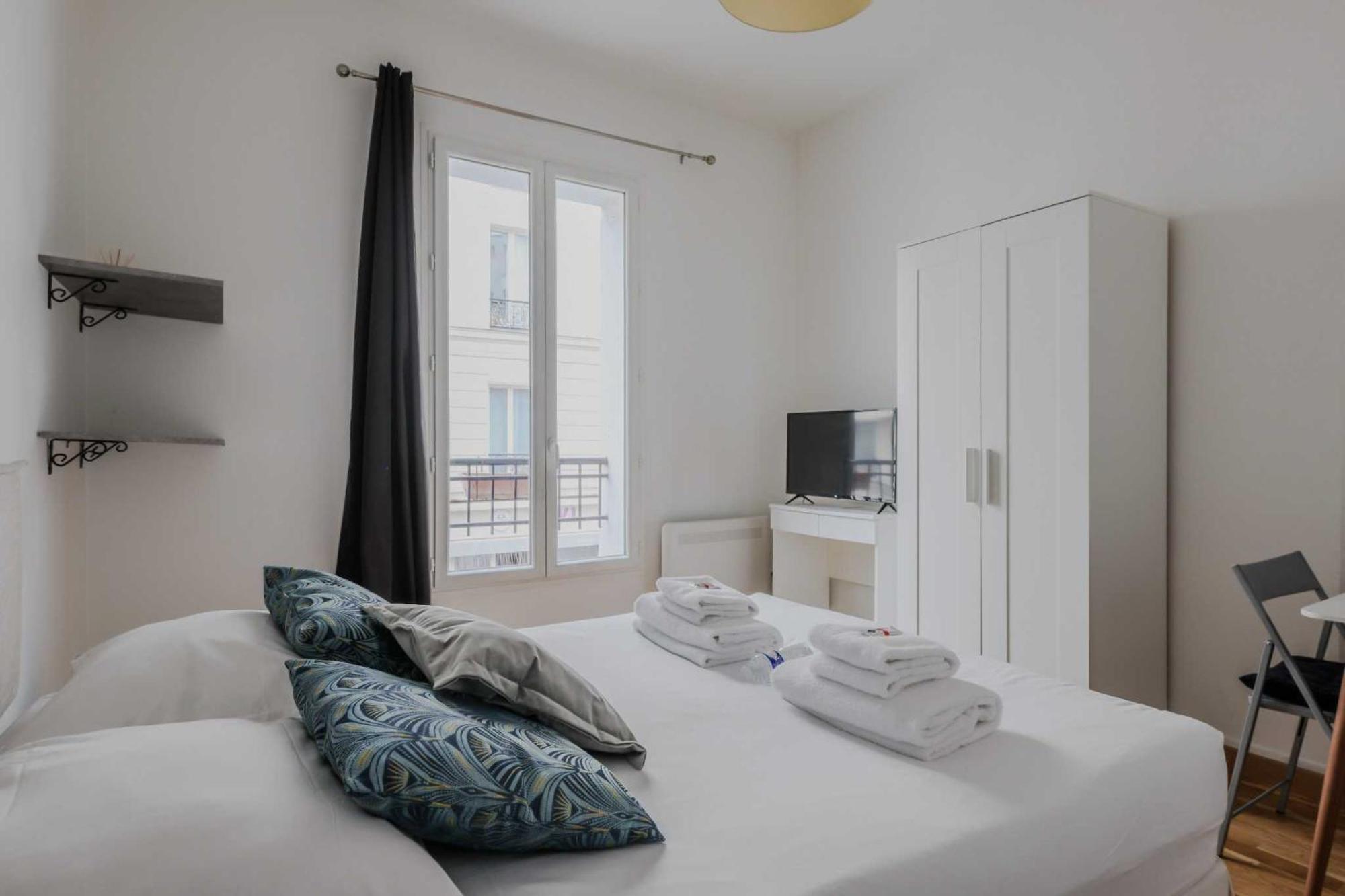Joli Studio Pour 2 Personnes - Levallois-Perret Eksteriør bilde